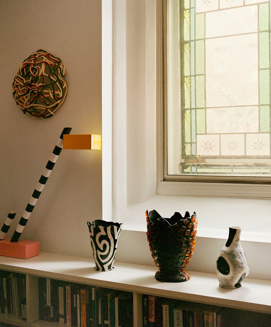 Jessica Hans Shadow Vase / Jessica Hans Vase