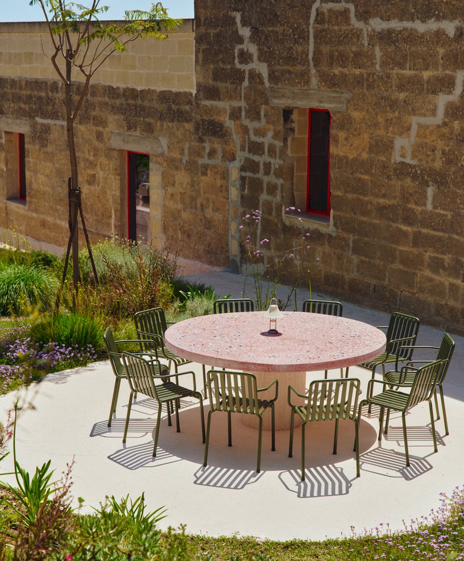 Palissade Armchair / Mousqueton Portable