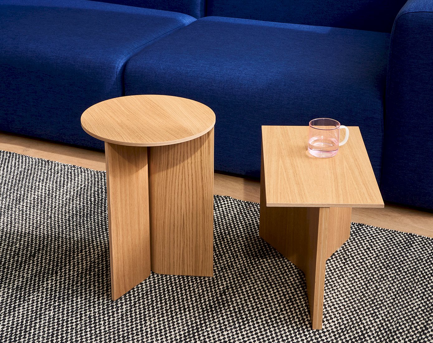 【気質アップ】 Slit HAY's Introducing Table design sculptural yet simple - Wood サイドテーブル・ナイトテーブル・ローテーブル