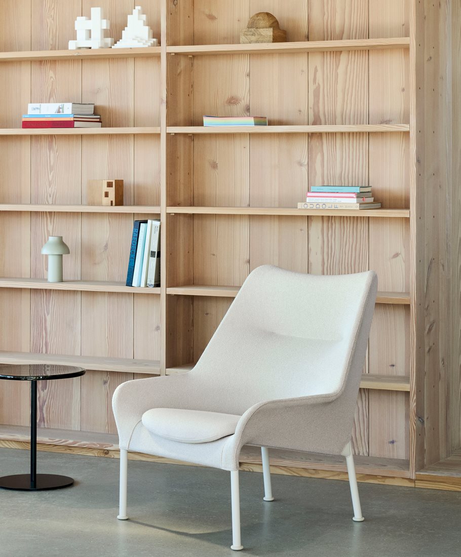Link to /hay/furniture/seating/lounge/o2-lounge-chair