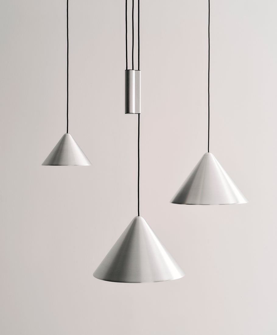 Link to /hay/lighting/pendant-lamp/compass-adjustable-pendant