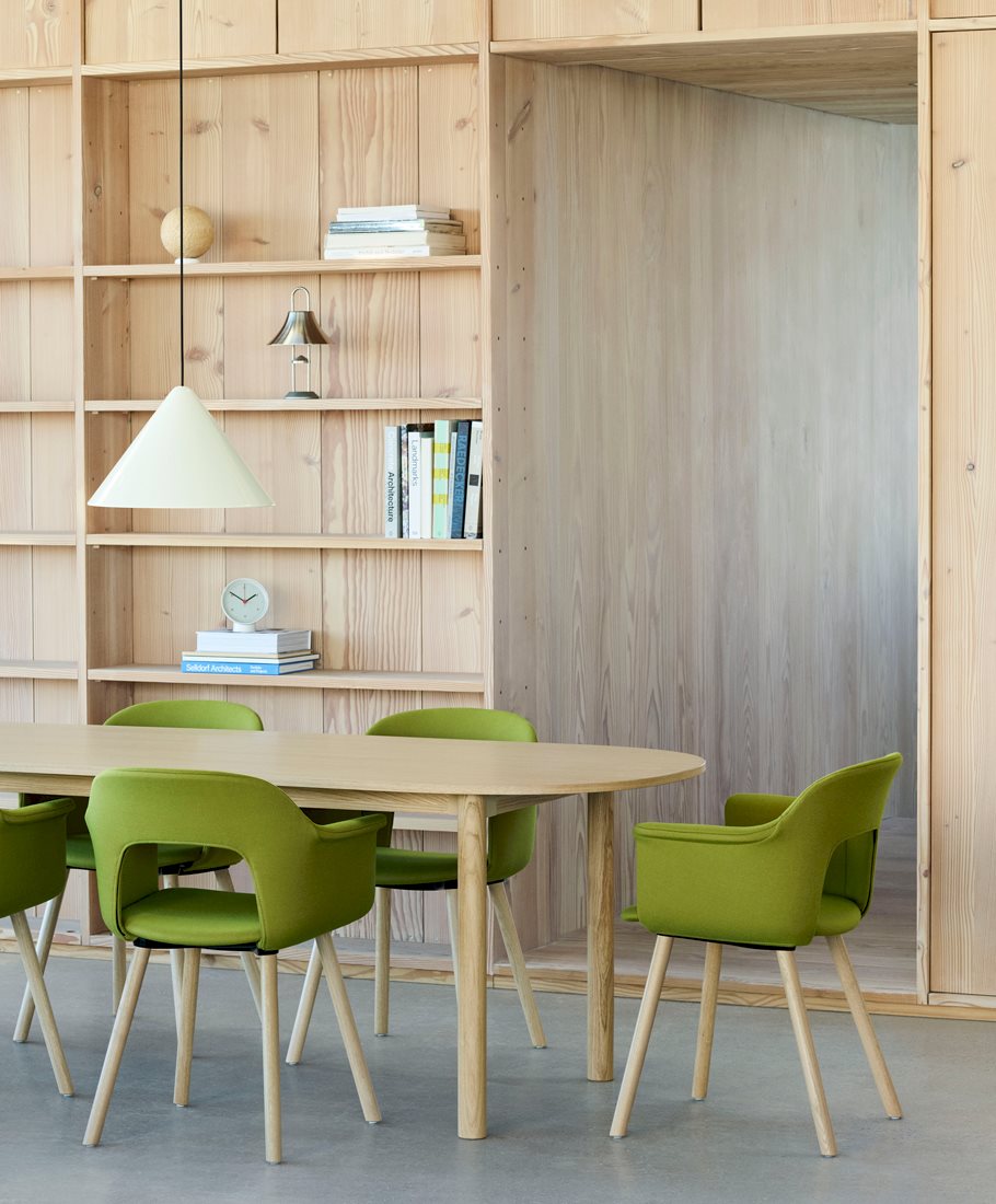Link to /hay/furniture/seating/chair/layout-armchair/layout-armchair-224