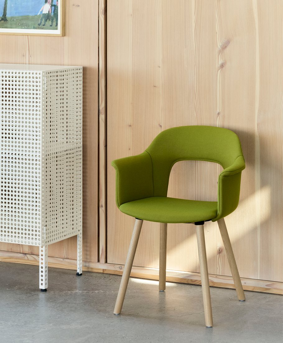 Link to /hay/furniture/seating/chair/layout-armchair/layout-armchair-224