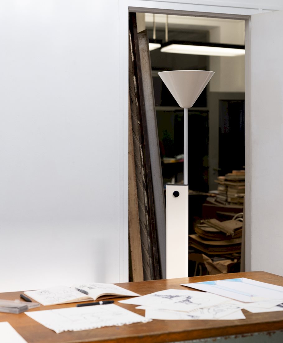 Link to /hay/lighting/floor-lamp/twist-floor-lamp
