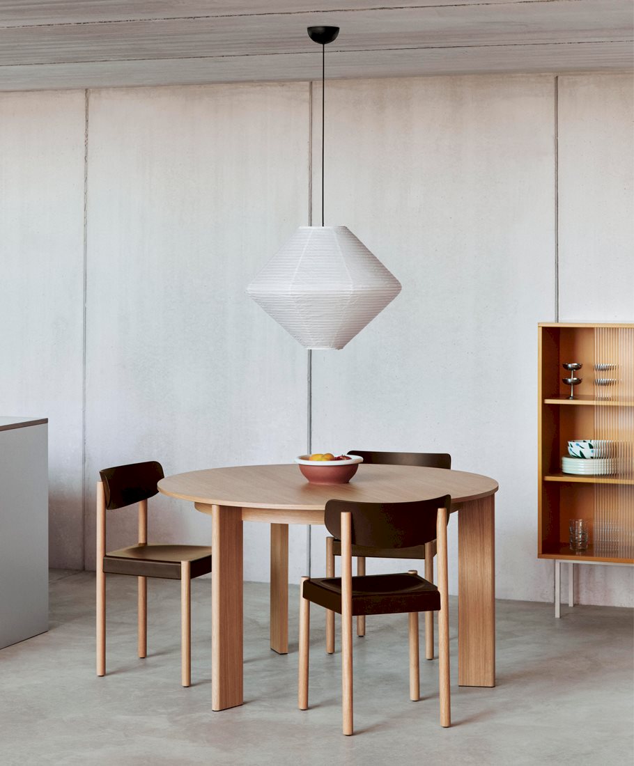 Chisel 20 Table / Pack Chair 10 / Paper Shade...