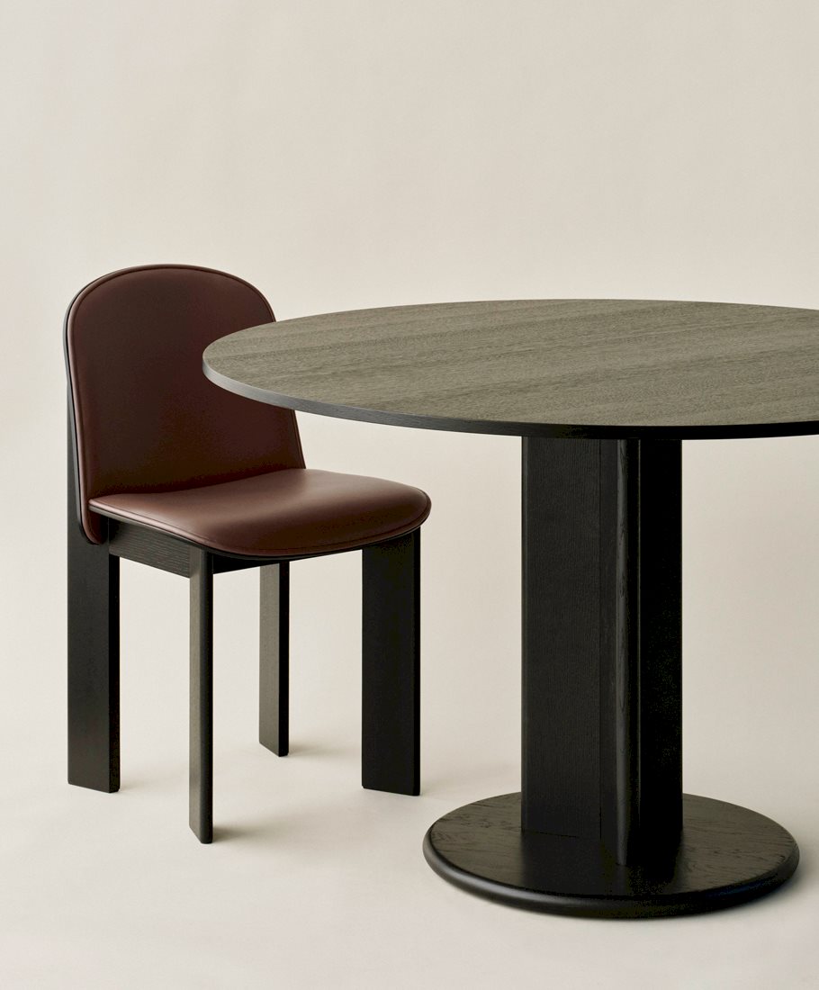 Chisel 65 Chair / Chisel 29 Table