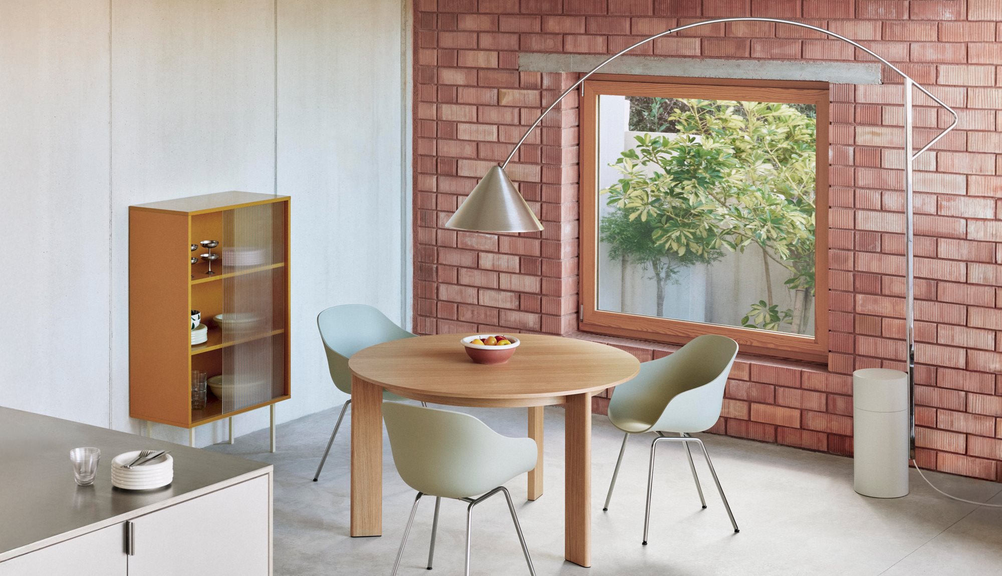 Compass Floor Lamp / Chisel 20 Table / Colour...