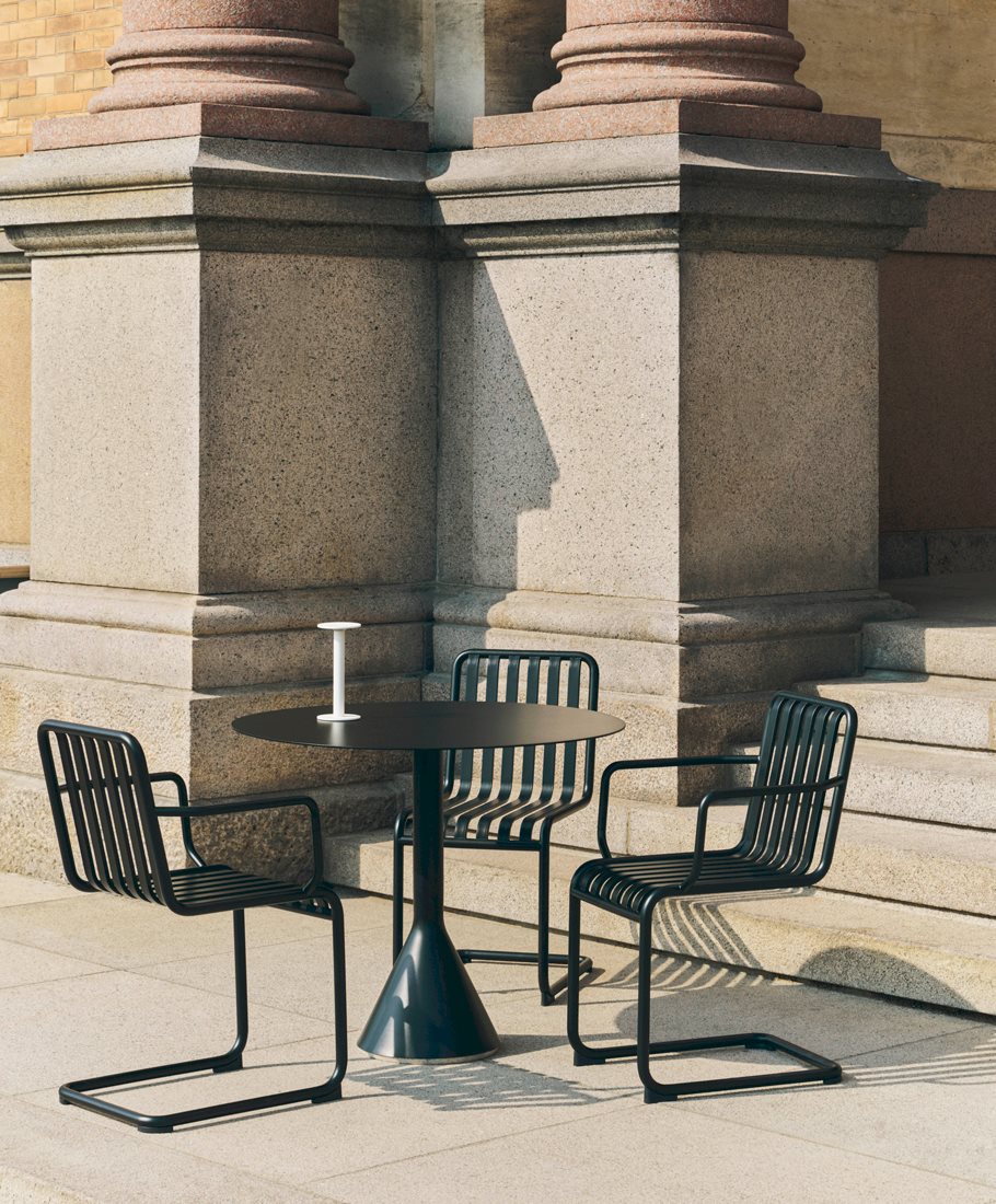 Palissade Cantilever Armchair / Palissade Cone...