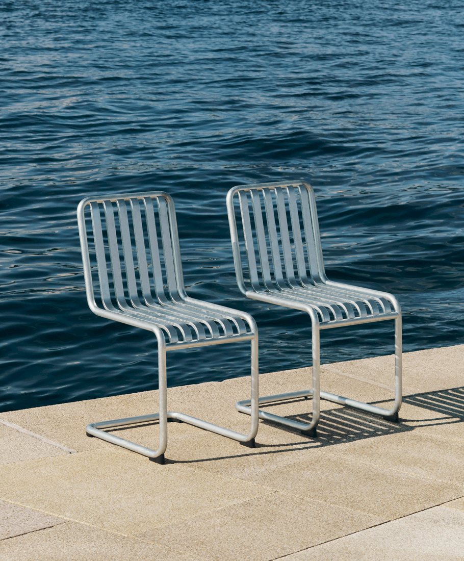 Palissade Cantilever Chair