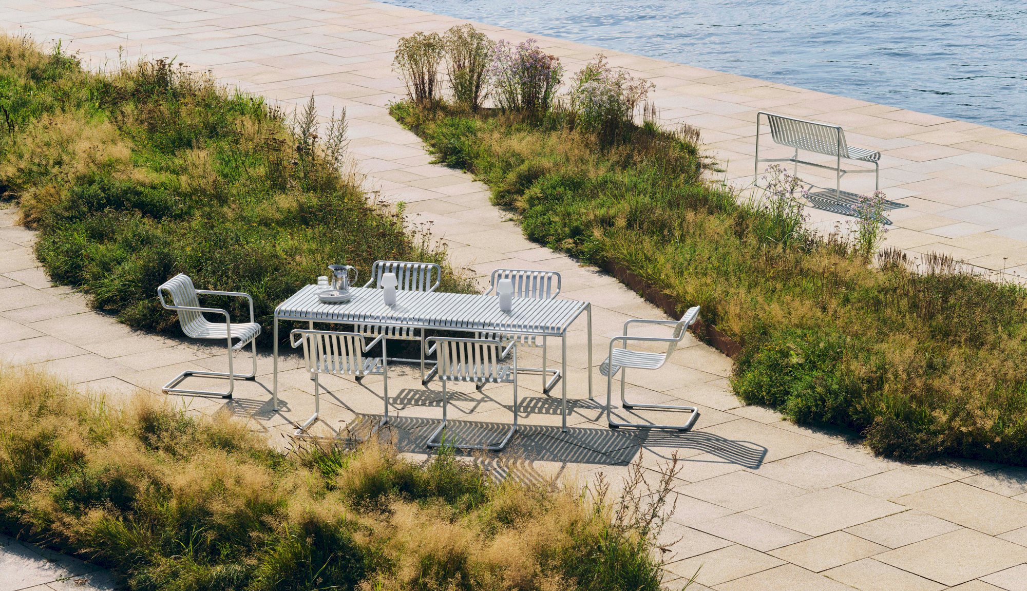 Palissade Cantilever Dining Armchair / Palissade...