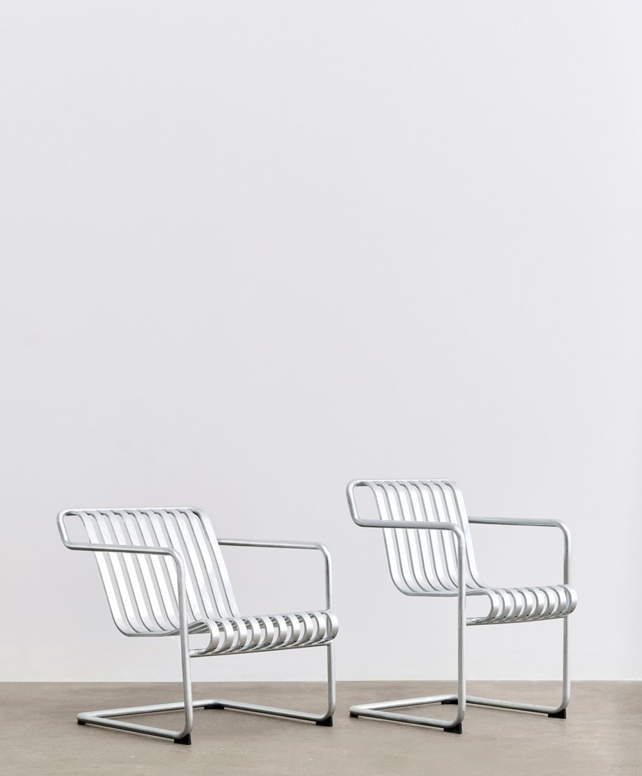 Palissade Cantilever Lounge Chair / Palissade...