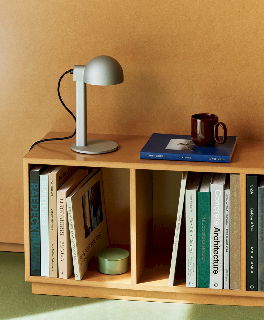 Posto Table Lamp / Barro Cup