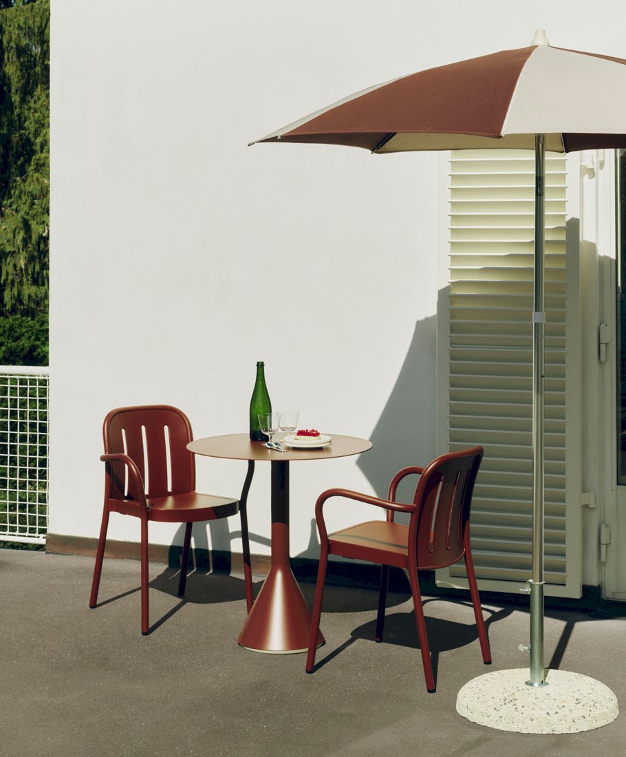 Deville Armchair / Palissade Cone Table /...