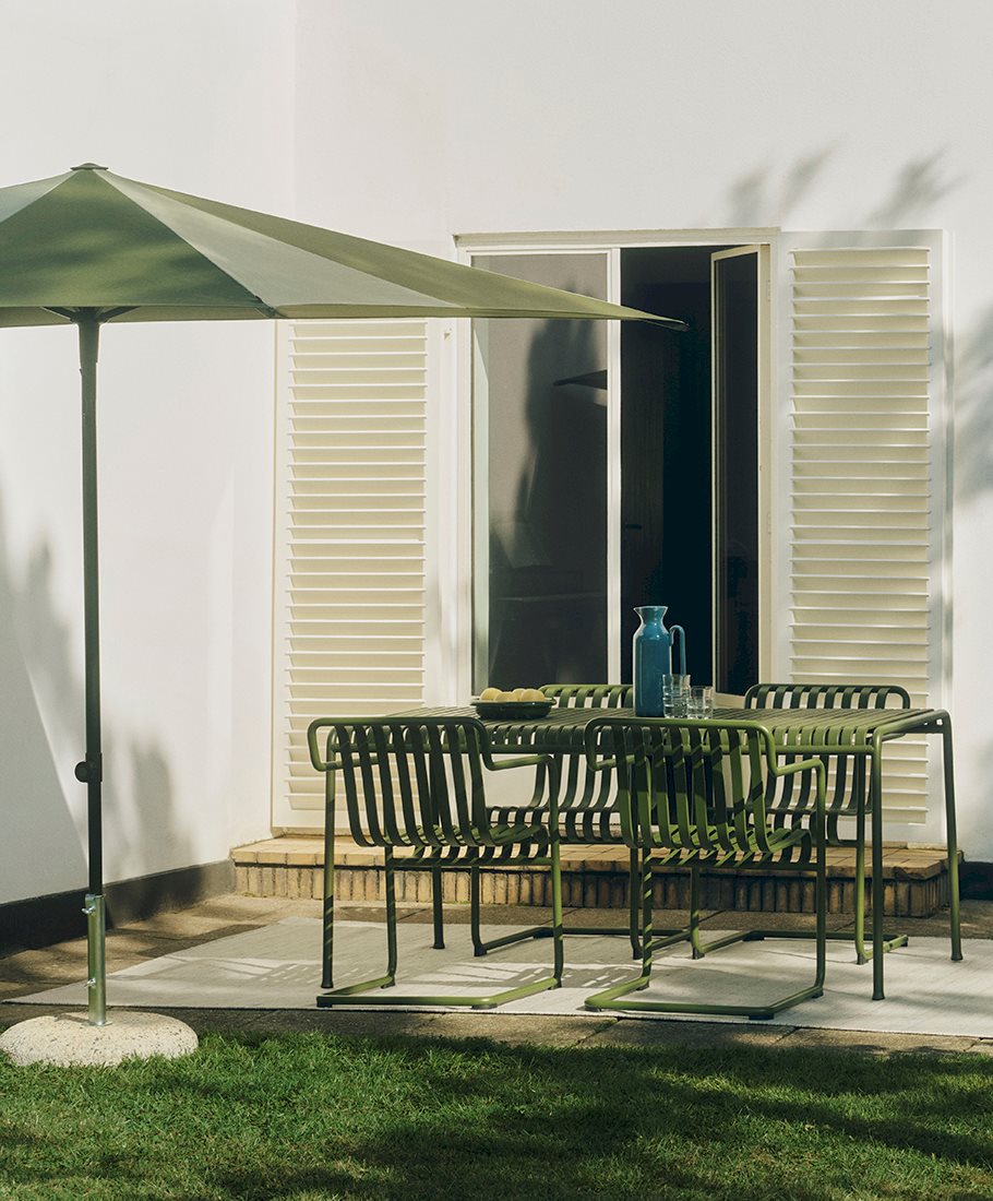 Palissade Cantilever Dining Armchair / Palissade...