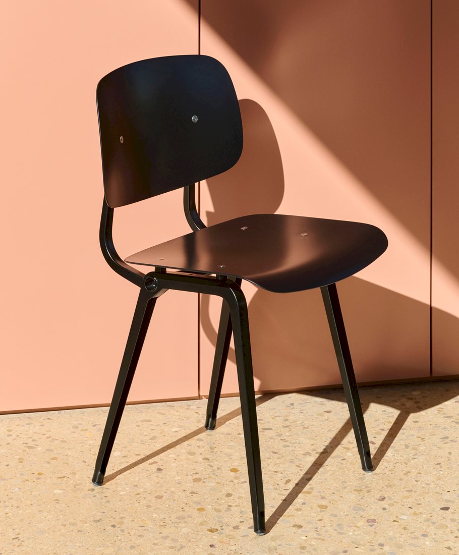 Link to /hay/furniture/seating/chair/revolt