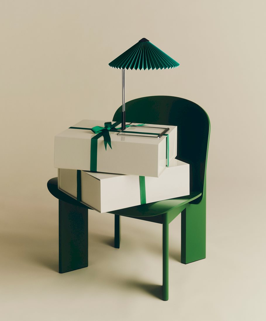 Chisel Lounge Chair / Colour Storage / Matin...