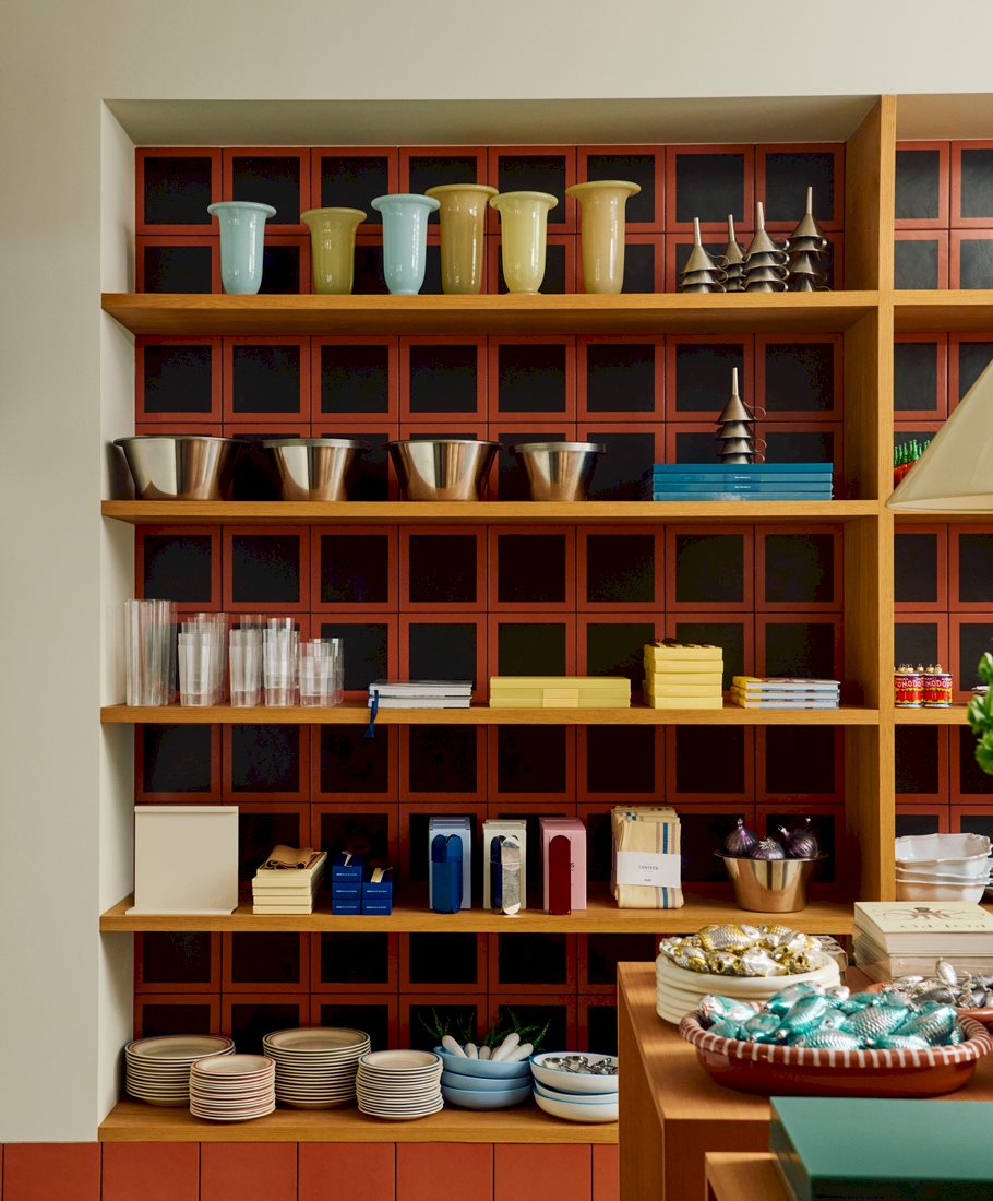 Empire Vase / HAY Kitchen Accessories