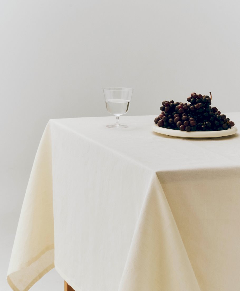 Curve Stem Glass / Terrazza Tablecloth / Barro...