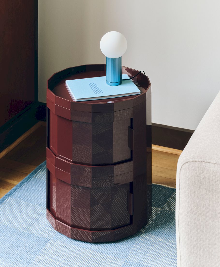 Facet Cabinet 20 / Turn On Table Lamp