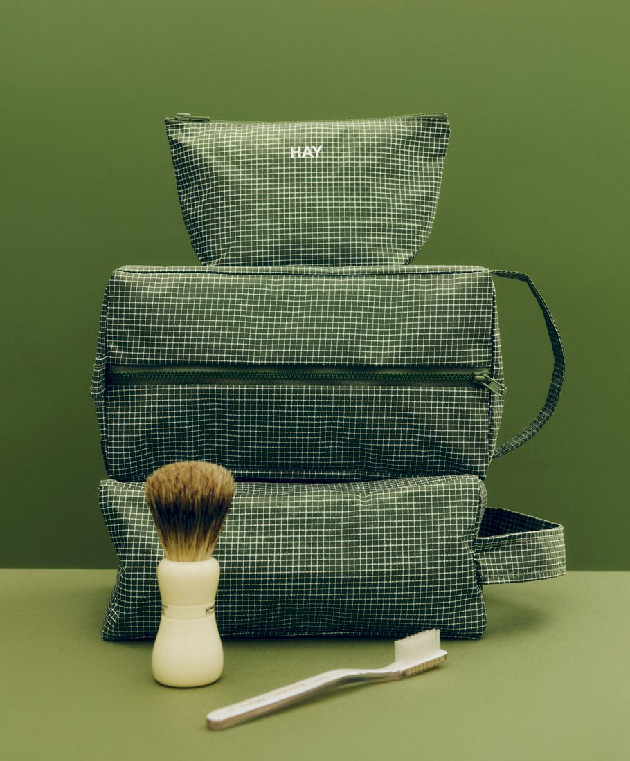 Grid Pouch / Grid Wash Bag