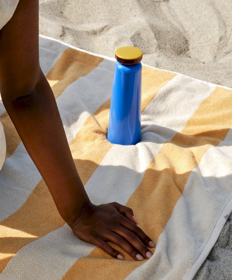 Frotté Stripe Towel / Sowden Bottle