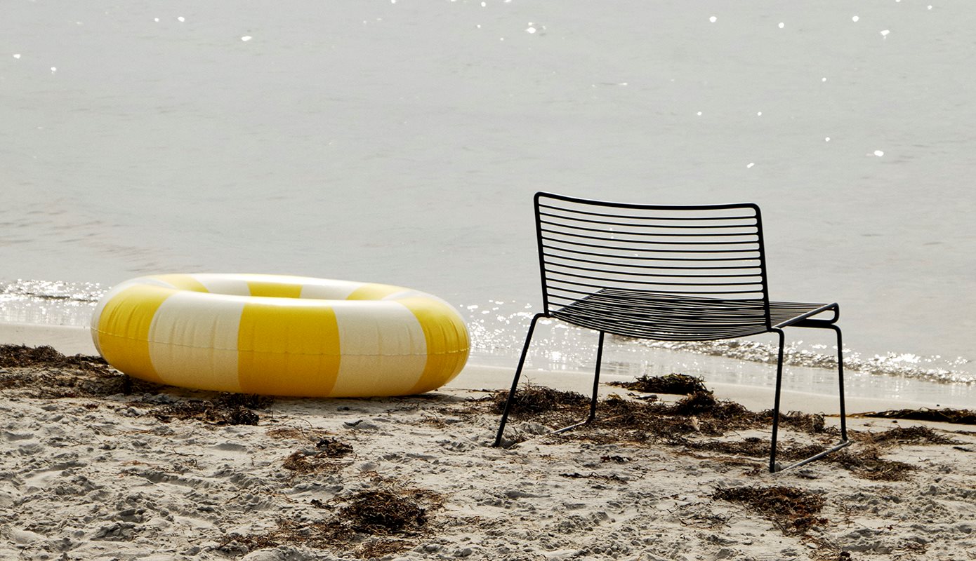 Link to /hay/furniture/seating/outdoor-lounge/hee-lounge