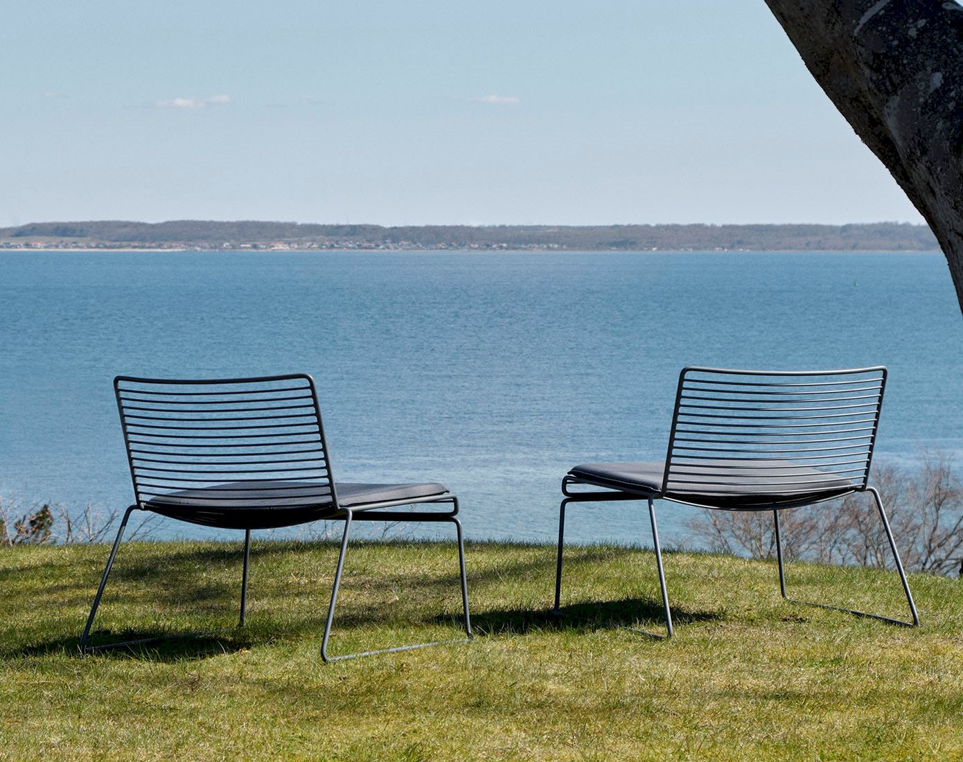 Link to /hay/furniture/seating/outdoor-lounge/hee-lounge