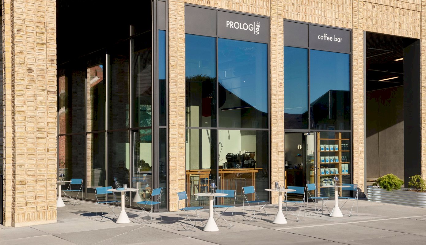 X-Line Chair / Palissade Cone Table