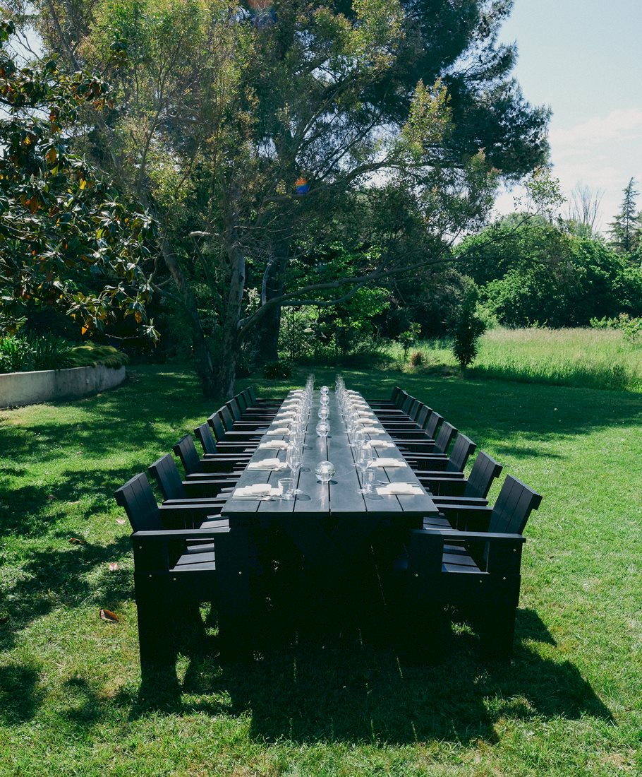 Crate Dining Chair / Crate Dining Table