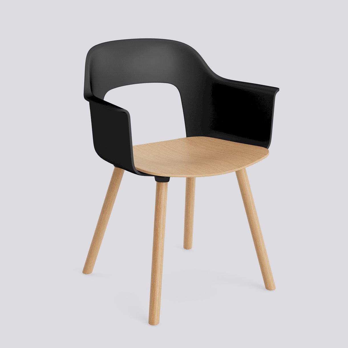 Layout Armchair 222 Water-based lacquered solid oak 4 leg base Standard glider-Black polypropylene shell Water-based lacquered oak veneer seat-None-None