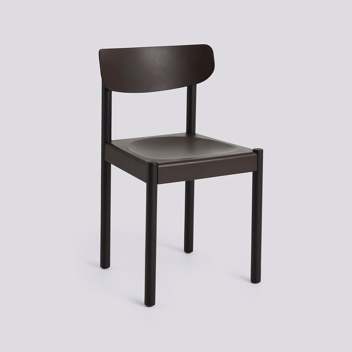 Pack Chair 10 Iron black lacquered solid oak 4 leg base Standard glider-Graphite brown polypropylene wood fiber seat/back-None-None