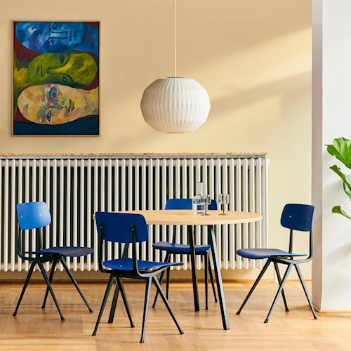 Loop Stand Round Table by HAY