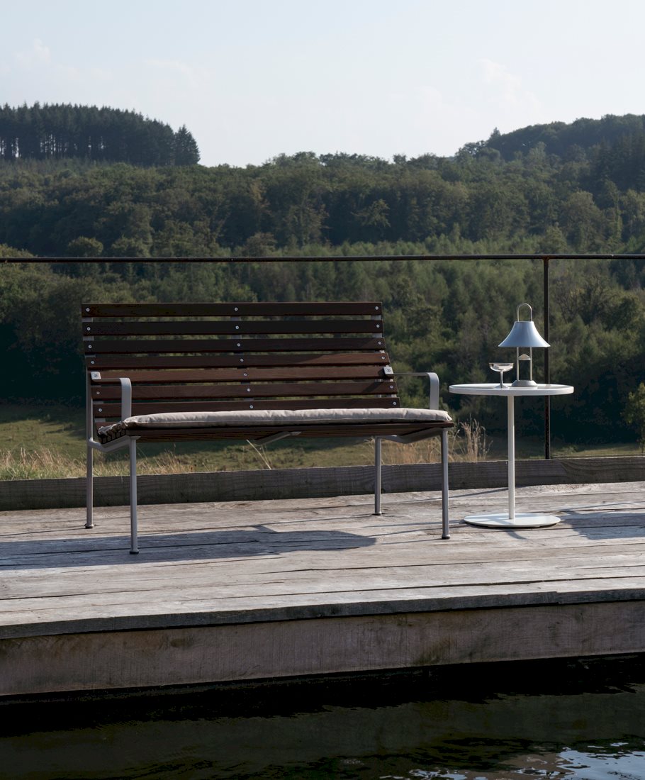 Traverse Lounge Bench w. arm