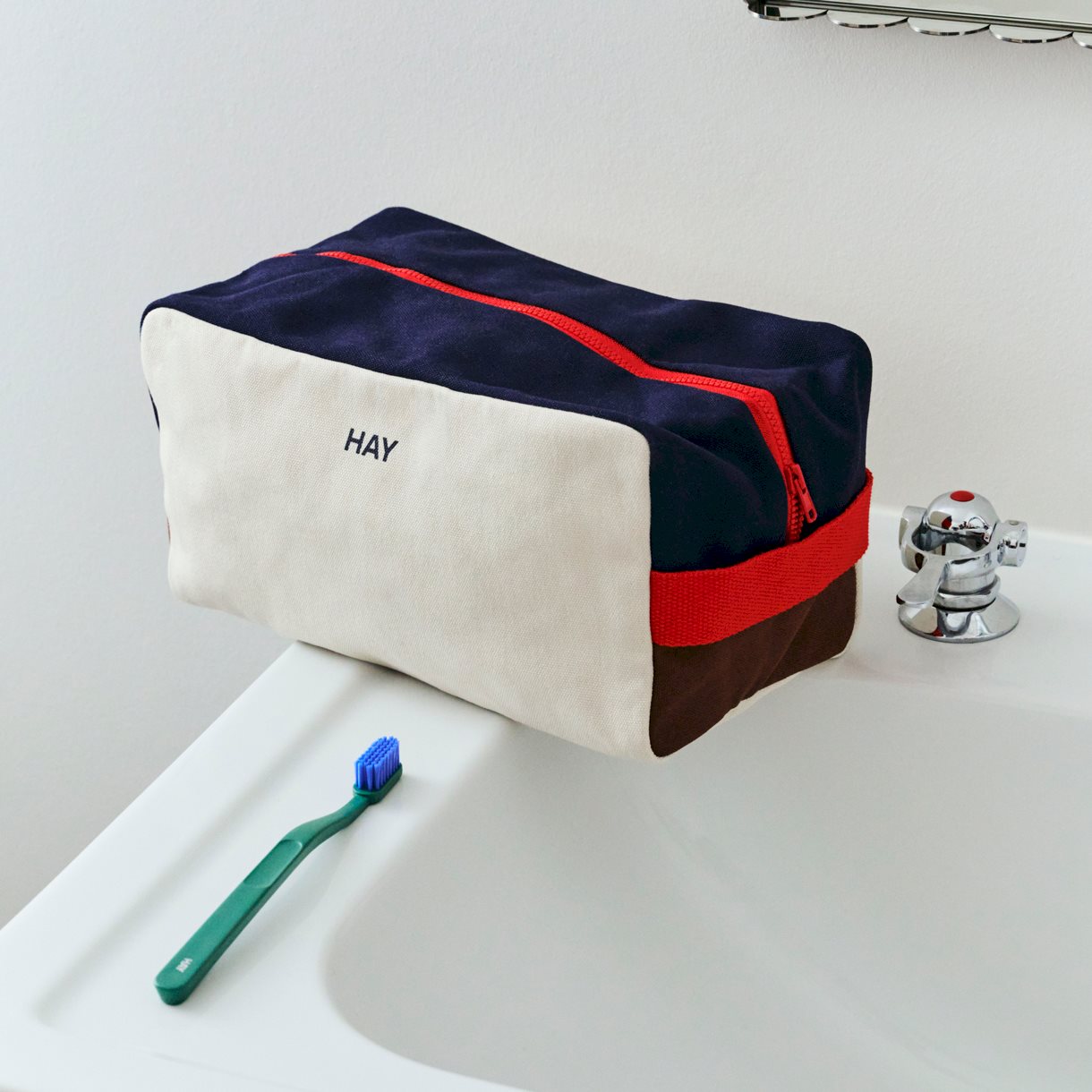 HAY's bag collection - functional and stylish in all sizes