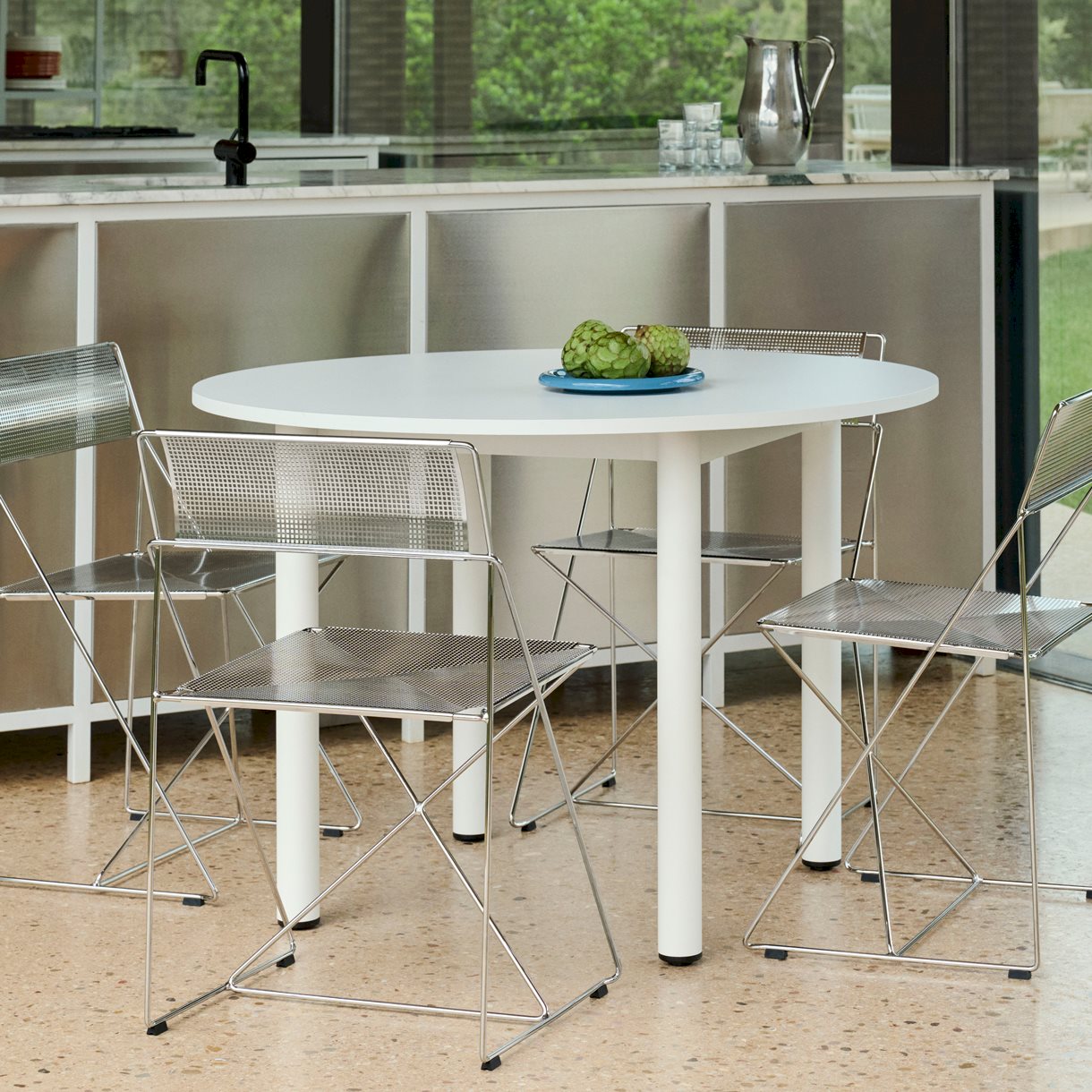 Annex Table Round
