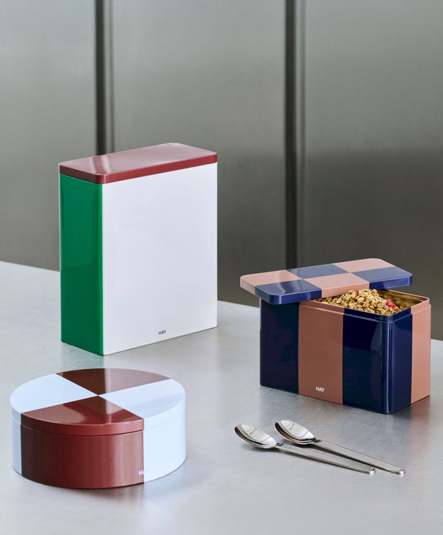 Tin Container