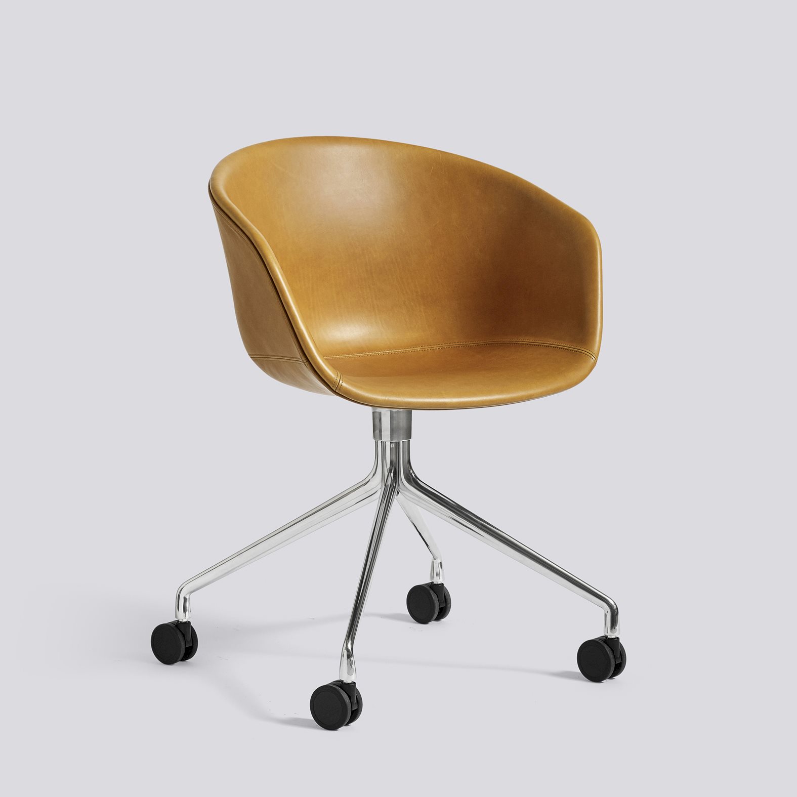 AAC25 Polished aluminium 4 star swivel wheel base-Full upholstery-Sense-Cognac