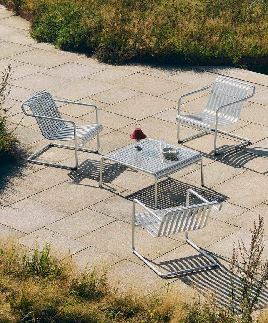 Palissade Cantilever Lounge Chair Low