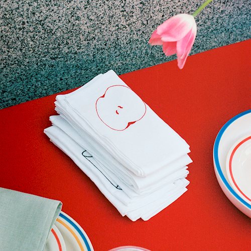 Sobremesa Napkin by HAY