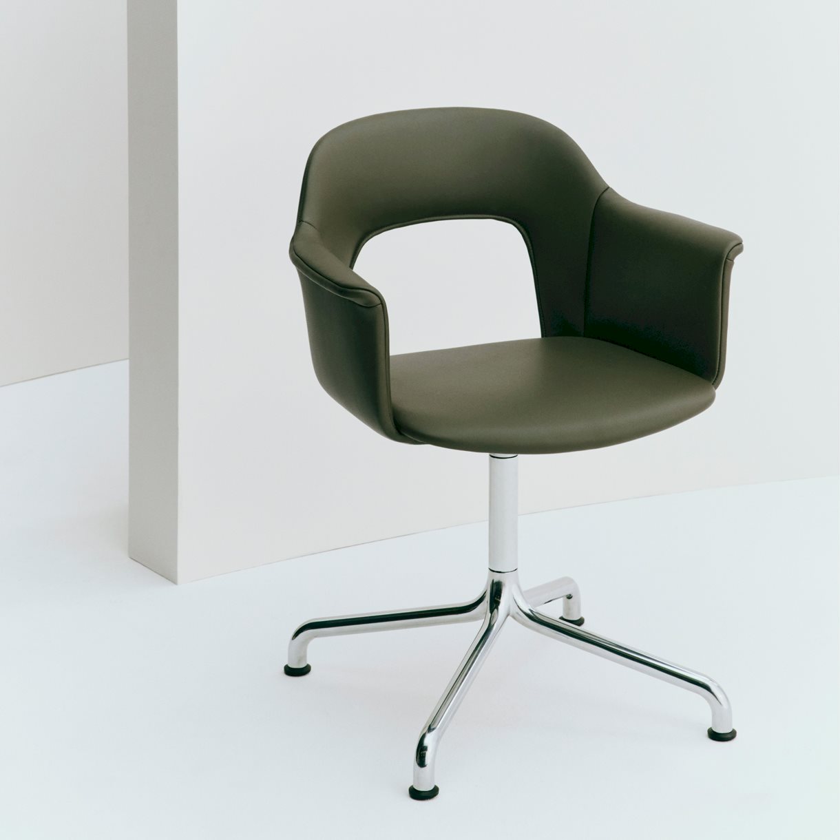 Layout Armchair 254