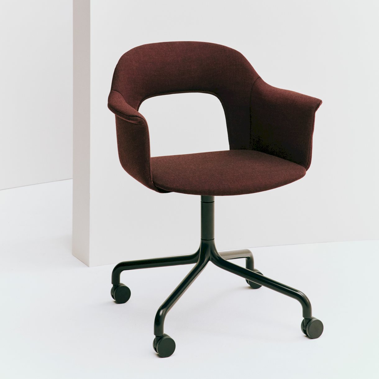 Layout Armchair 264