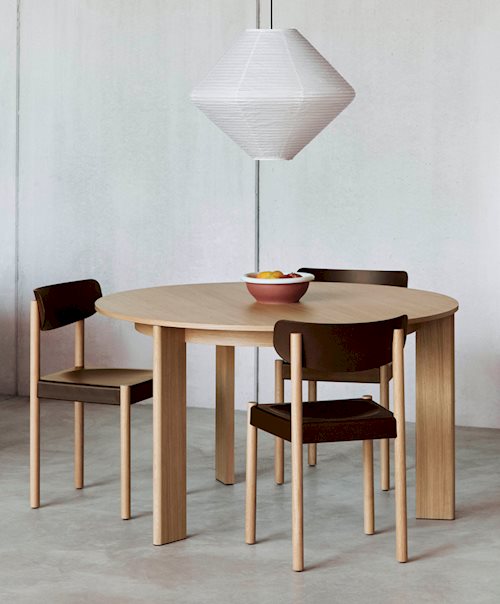Chisel 20 Table Round by HAY